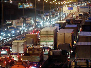  Перегруженные дороги обходятся экономике России в 5 триллионов рублей 