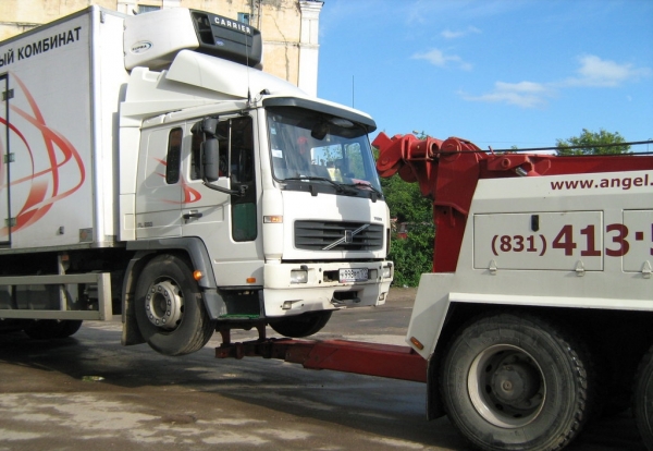  Питерское правительство продолжает борьбу с    недобросовестными водителями грузовиков 
