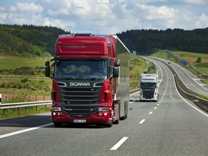 Восточный обход Хабаровска сделают платным для транзитных грузовиков