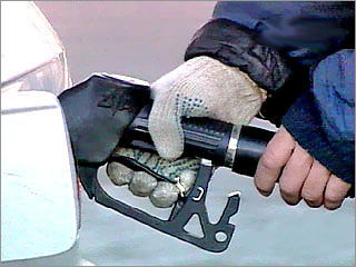 За 2010 год стоимость бензина возросла на 6,5 процента